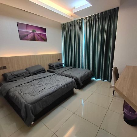 Alish Studio Apartment With Pool, Netflix, Wifi Gua Musang Exterior photo