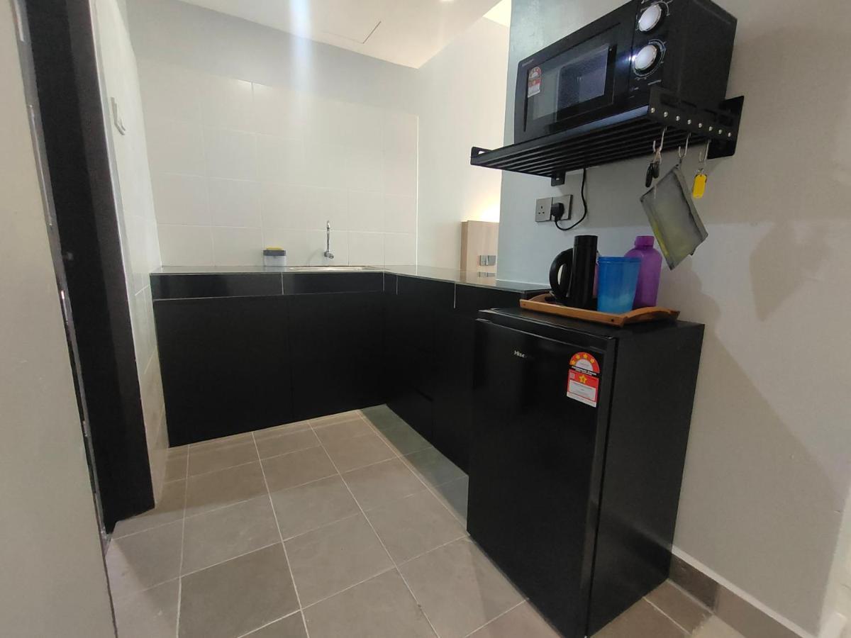 Alish Studio Apartment With Pool, Netflix, Wifi Gua Musang Exterior photo