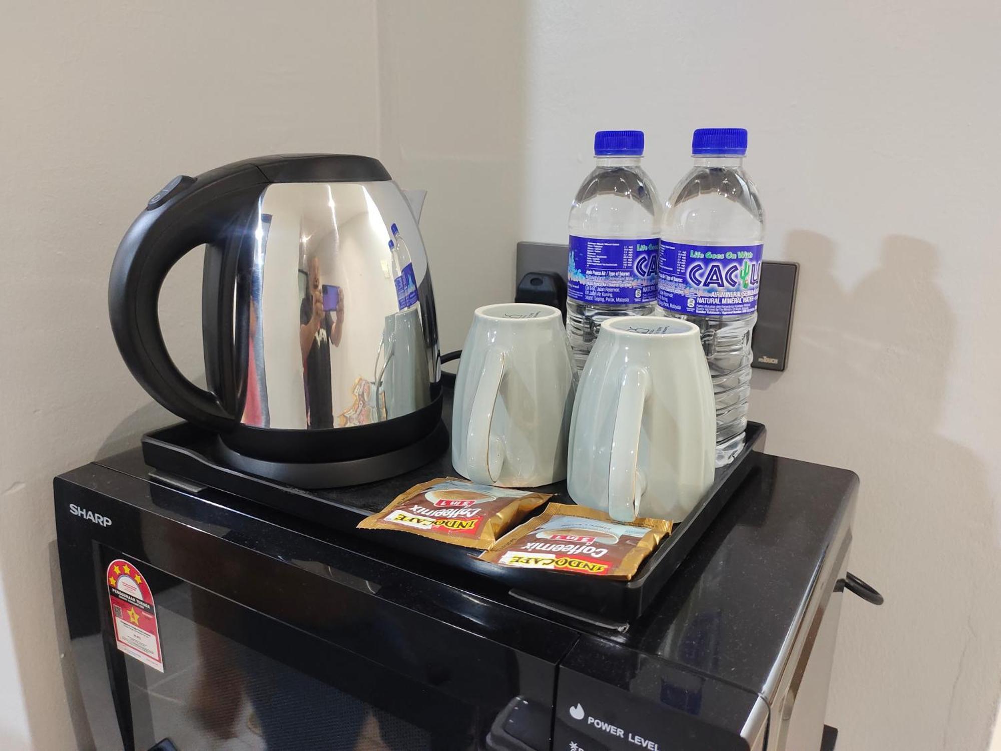 Alish Studio Apartment With Pool, Netflix, Wifi Gua Musang Exterior photo